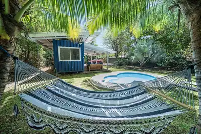 Playa Potrero - Cute, modern Containerhome w\/ pool for 2 people