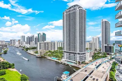 Image de Walk to the Beach • Fantastic Water View