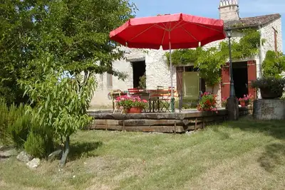 Image de Jolie maison de campagne avec piscine privée entre Lot-et-Garonne et Dordogne