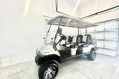 Image de Endless Summer by AvantStay | Oceanview, Private Pool, Golf Cart