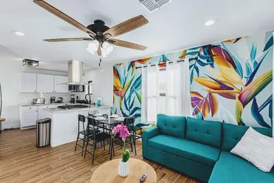 Image de 2b Home with King-Size Bed Dt Phx Unit A