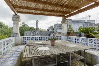 Image de Ortelle House of the 5 fireplaces with terrace