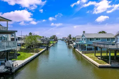 Image de Waterfront on Bay +Beach+Kayak+ShuffleBoard+Cornhole+Great Fishing