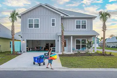 Image de FullyLoaded5BR~Walk2Pool&Beach~Gameroom~Firepit~Sleeps16