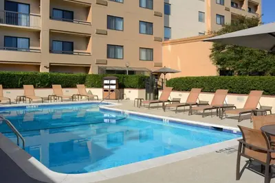 Image de Pleasant Stay, Convenient Location! 2 Pet-friendly Units, Free Parking, Pool!