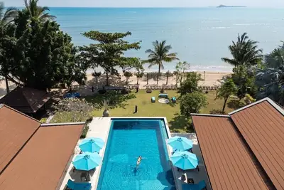 Image de Ban Laem Set-Beachfront-4 Bedrooms