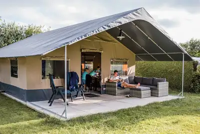 Image de Tente safari dans un parc de vacances