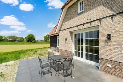 Image de Belle maison de vacances avec terrasse