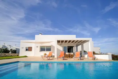 Image de Mercedes Warm and quiet villa without equal