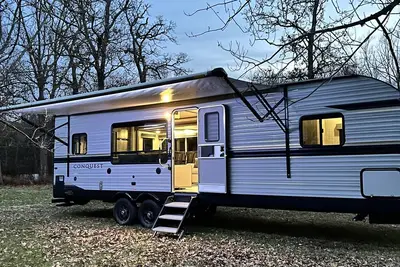 Image de The Ozarks Travel Trailer Luxury