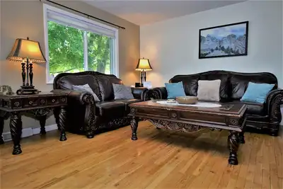 Image de Comfortable home with big yard and large garage. 3 minutes from downtown Rapid City