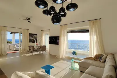 Image de Villa à Torre Delle Stelle avec 4 chambres à coucher, 8 couchages