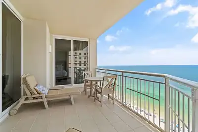 Image de Incredible Gulf Views, Luxurious Interior - Indigo East 1802!