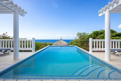 Image de Villa Aquatic Bliss - Infinity Pool & Ocean View