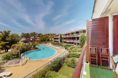 Image de Le Liouquet, T2 avec clim terrasse parking piscine