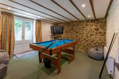 Image de Large Family Farm House