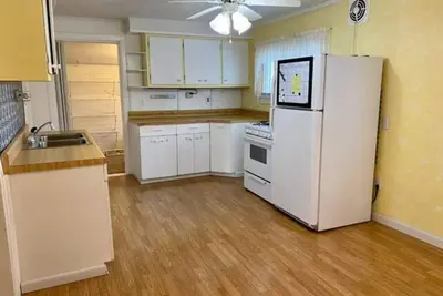 Image de Peaceful Whiting Full Home Near Lakes, Parks, Chicago, and Hammond