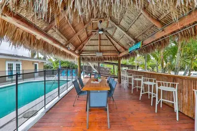 Image de Paradise by the River