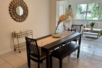 Image de Tropical Paradise in Dania Beach