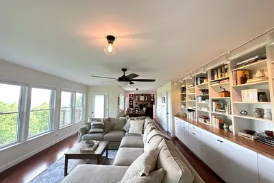 3, 900 Ft. Mt Views, All Amenities, Main Level, Central Location!