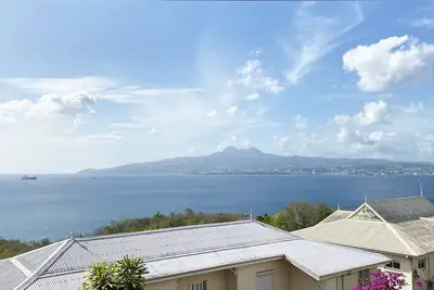 L'oiseau du Paradis, charmant T2 avec vue imprenable sur la baie