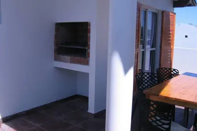 Image de Inmueble Con Vista Al Mar A 1 Cuadra De La Playa. Se Aceptan Tarjetas Y Ahora 12
