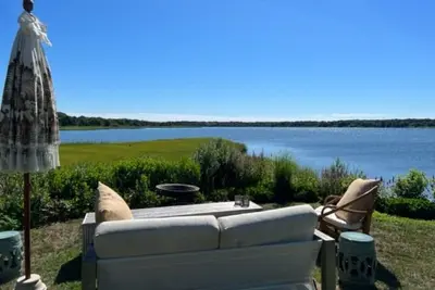 Image de Peconic Bay Dream Cottage only10 minutes to village & ocean in South Hampton Ny