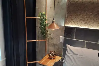 Image de Hyde Park ultra-chic urban industrial space