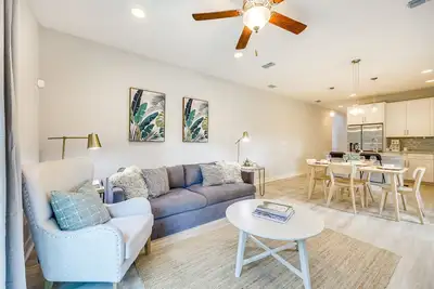 Image de New-Build Jacksonville Townhome w/ Private Yard!