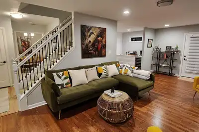 Image de Spacious & Private Willow Creek Getaway ★ King Bed & Laundry ★ Near Dt Raleigh