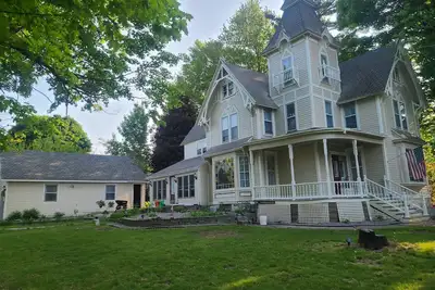 Image de Historic Queen Anne Victorian, full of character, charm, and mystery.