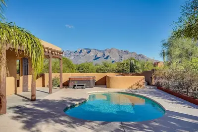 Image de Luxury desert oasis, pool, 360 mountain views, perfect for families, biz travel.