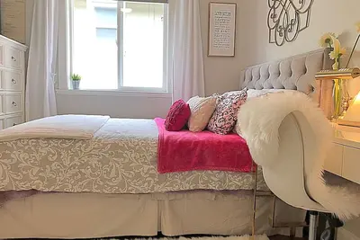 Image de Bear Mountain 3 Bedroom Modern Farmhouse Home