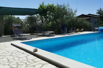 Image de Appartement d'une chambre avec la terrasse Kastel, Sredisnja Istra (A-21309-b)