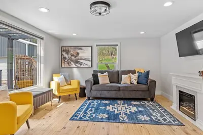 Image de Little Italy- Hilltop Cottage