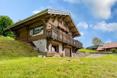 Image de Chalet \"Du Piedmont\" avec vue sur les montagnes, terrasse privée et Wi-Fi