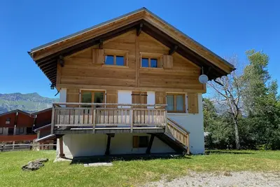 Image de Chalet 8 pers. au pied des pistes avec parking à 50m des remontées mécaniques