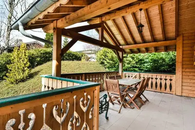 Image de Chalet Herisson - 9 pers - À 100m du Lac des Ecoles et 300m des pistes