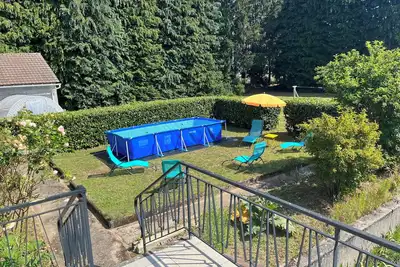 Image de Propriété de campagne pour séjour en famille avec piscine hors sol