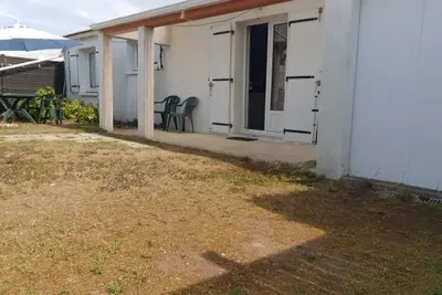Image de Maison agréable à 300m de la plage avec cour et Tv, 3 chambres, pour 6 personnes, La Tranche-sur-Mer