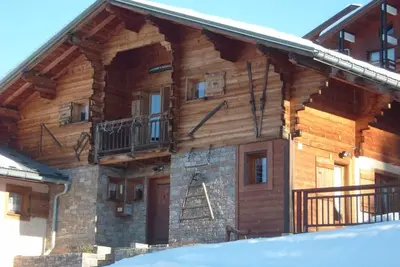 Image de Chalet 8 pers. à 350m des pistes, 4 ch. , WiFi, garage, poêle à bois, ensoleillé, Crest-Voland