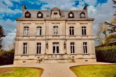 Image de Beautiful mansion close to Saint-Émilion