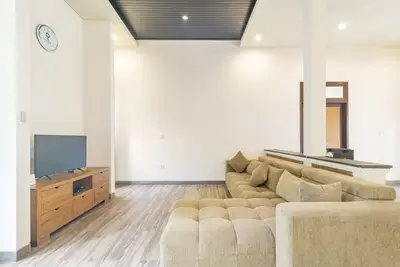 Image de 1 Minute to a Water Park! Spacious 2 Bedroom Villa With Private Pool