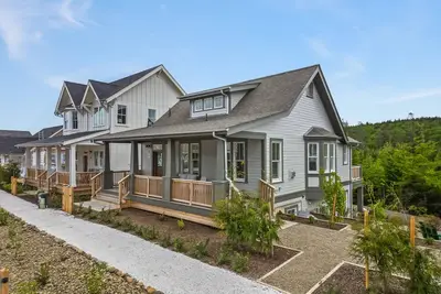 Image de New* Seabrook's Hidden Treasure: Dog Friendly, Hot Tub!
