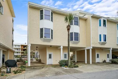 Image de Community Pool, 3bdrm
