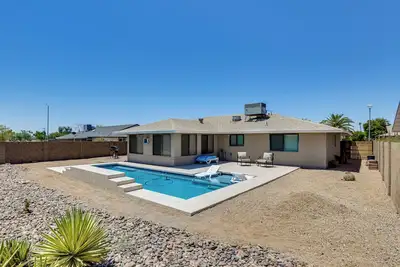 Image de Sun City West Home in 55 + Community Near Golf