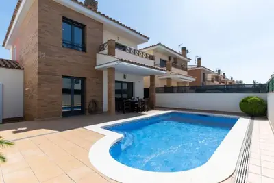Mestral by Interhome