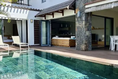 Image de Luxury Villa - 2 minutes walk to the beach