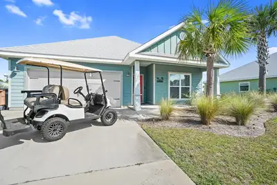 Image de Windmark Gem | Golf Cart + Bikes | Pool Access | Beach Community
