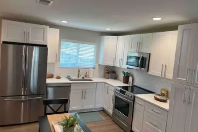 Image de Cozy 3 bedroom in Westminster